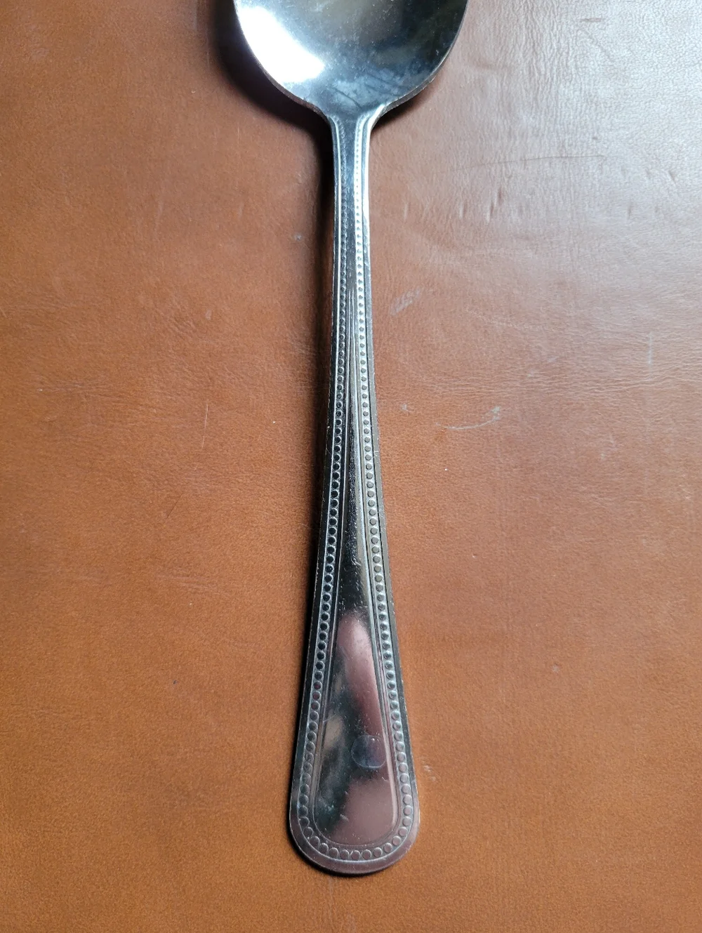 Gibson? Beaded Venus Arc Table/ Soup Spoons Stainless silverware Flatware